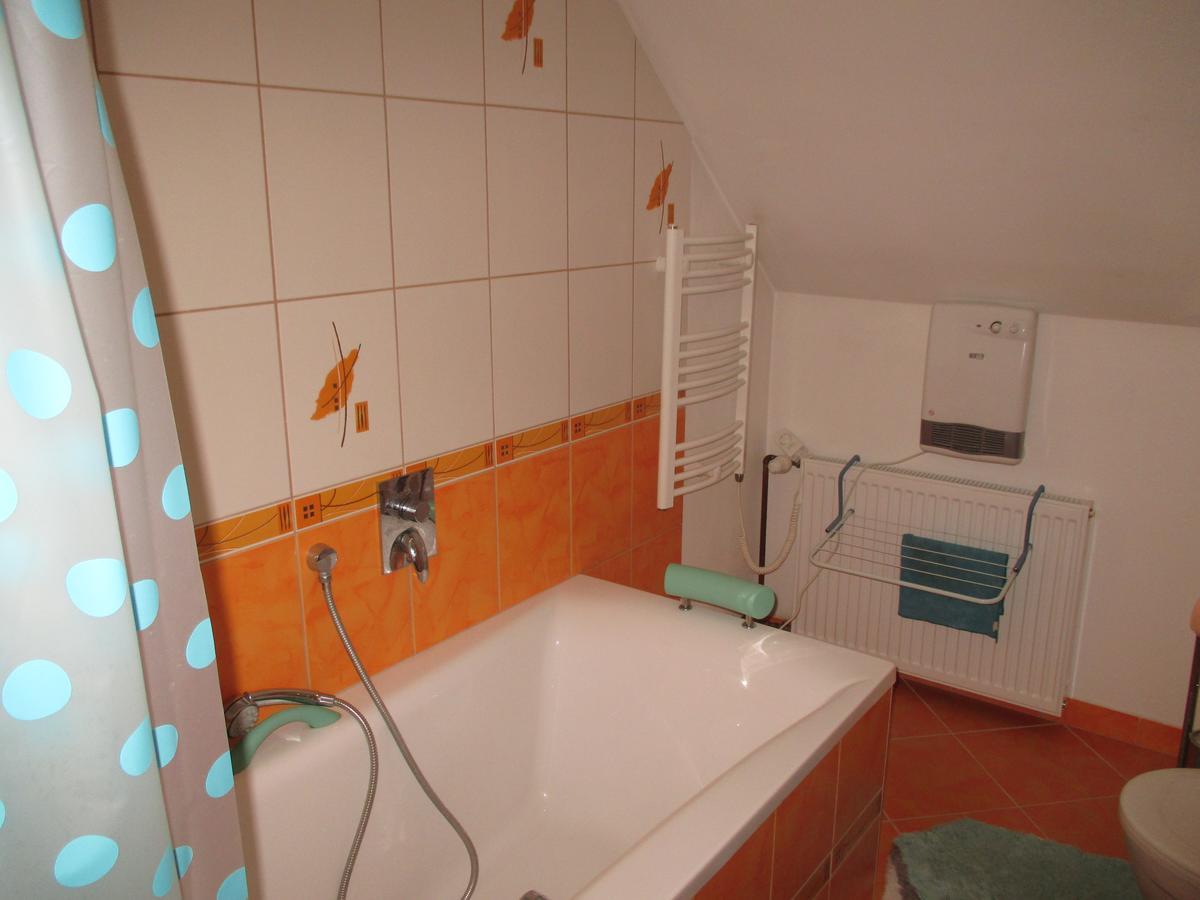 Ferienwohnung Rd Cerncin Bucovice Exterior foto